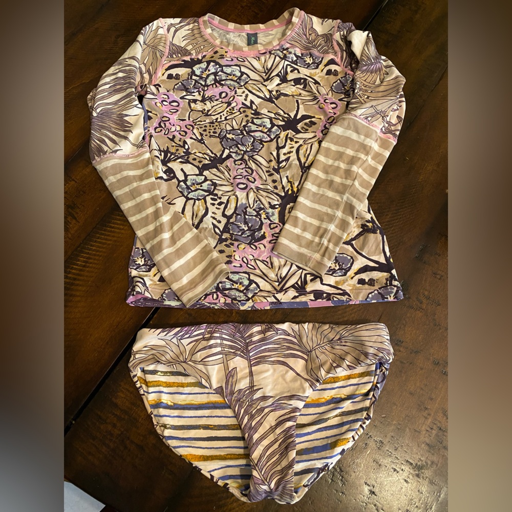 Maaji girls 2 piece swimsuit rash guard bikini set size 12